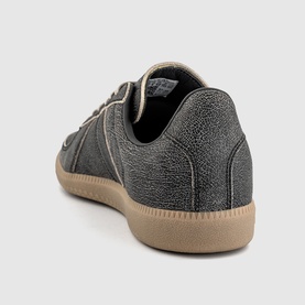 BW Army Trainers