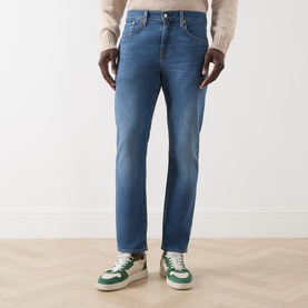 502&trade; Tapered Jeans