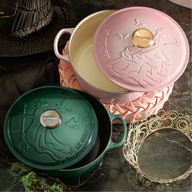 Wicked Collection Elphaba Embossed Round Casserole