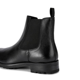 Phoenix Chelsea Boots