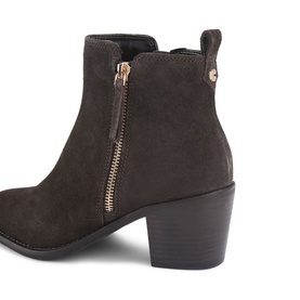 Secil Wide Fit Leather Ankle Boots