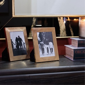 Ribbed Photo Frame 4 x 6in