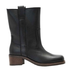 Terri Boots