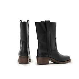 Terri Boots