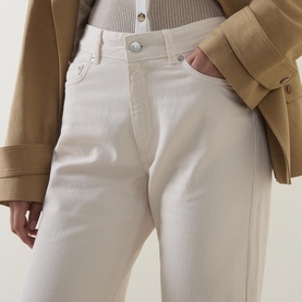 Dilys High-Rise Barrel Leg Jeans