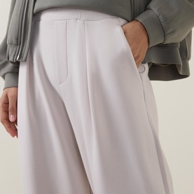 Pannie Ankle Length Barrel Trousers