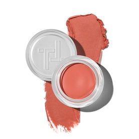 The Effortless Glow Makeup Gift Set