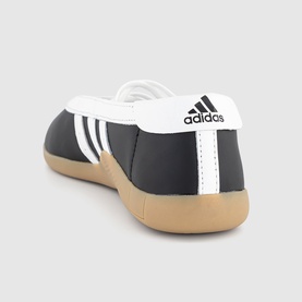 Taekwondo Mei Ballet Flats