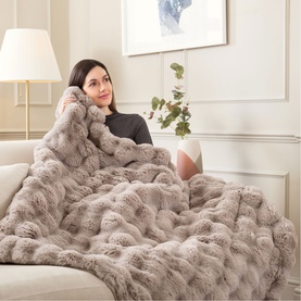 Luxury Hygge Days Heated Large Fleece Throw Mocha