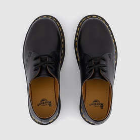 3 Eyelet Shoes