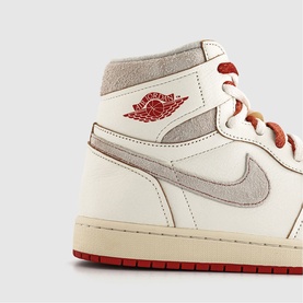 Air Jordan 1 High OG Trainers