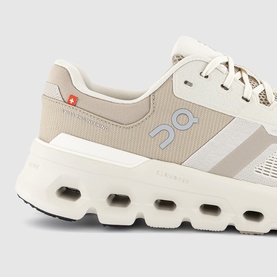 Cloudrunner 2 Trainers