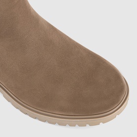 Lyonsdale Chelsea Boots