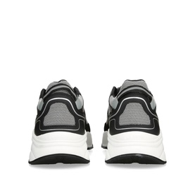 Pulse Runner Trainers