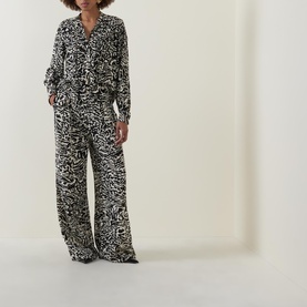Delvine Silk Printed Blouse