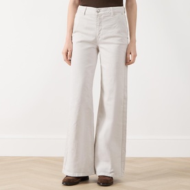 Adelena Mid-Rise Straight Leg Jeans