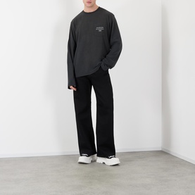 2021M Mid-Rise Wide Leg Jeans