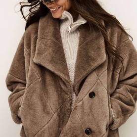 Pinie Faux Fur Coat
