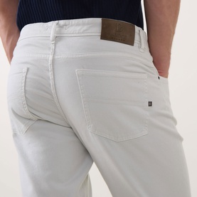 Claude Slim-Leg Jeans