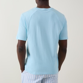 Essential Logo T-Shirt