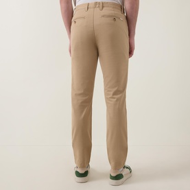 Classic Mid-Rise Slim Leg Chinos