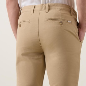 Classic Mid-Rise Slim Leg Chinos