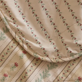 Rose Floral Quilt Cream