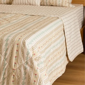 Rose Floral Quilt Cream