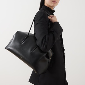The Stockholm Shoulder Bag