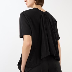 Tovalo Pleated Logo T-Shirt