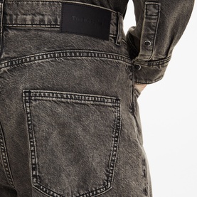 Washed Baggy Jeans