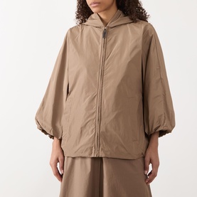 Pantone Raincoat