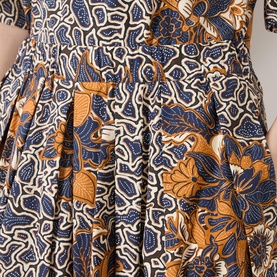 Uomo Printed Pleated Skirt