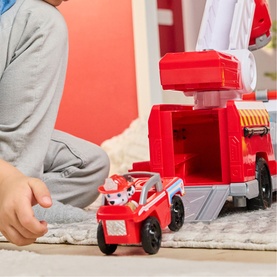Fire Rescue: Rapid Reload Fire Truck Playset
