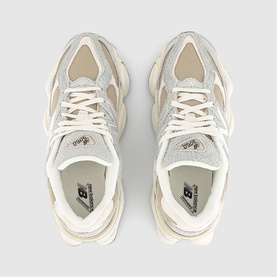 9060 Trainers