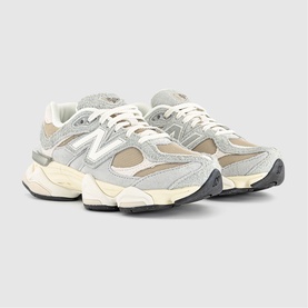 9060 Trainers