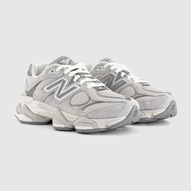 9060 Trainers