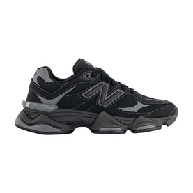 9060 Trainers