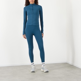 Ultimate Long-Sleeved Zipped Top