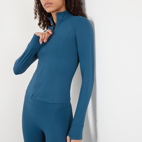 Ultimate Long-Sleeved Zipped Top