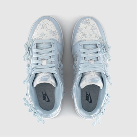 Dunk Low Flower Beaded Trainers