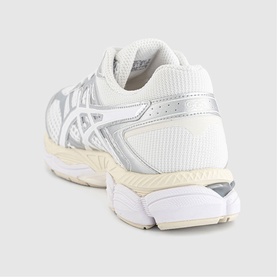 Gel-Cumulus 16 Trainers