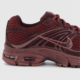 Nike Air Max Moto 2K Trainers