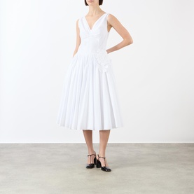 Flower Appliqu&eacute; Pleated Flared Dress