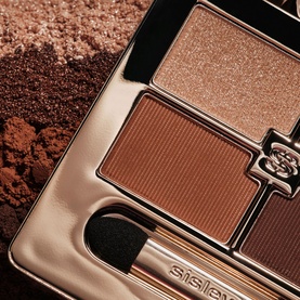 Sisley Phyto-Eye Palette in Tender Toffee, compact quad with warm brown and shimmer gold shades, gold-tone casing with mini brush
