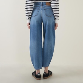 Jeanie Balloon Tapered Leg Jeans