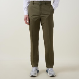 Comfort Straight Leg Chinos