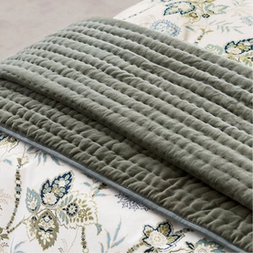 Reya Emira Throw Olive
