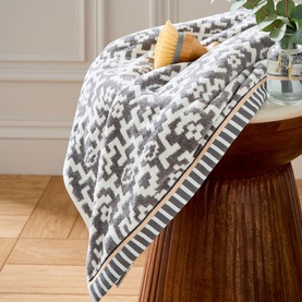 Alba/Maria Towel Charcoal, Chalk & Tan