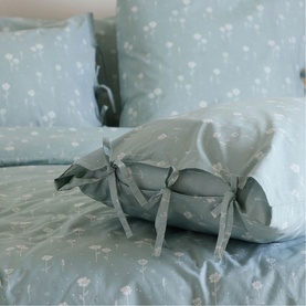Daisy Standard Pillowcase Pair Sage